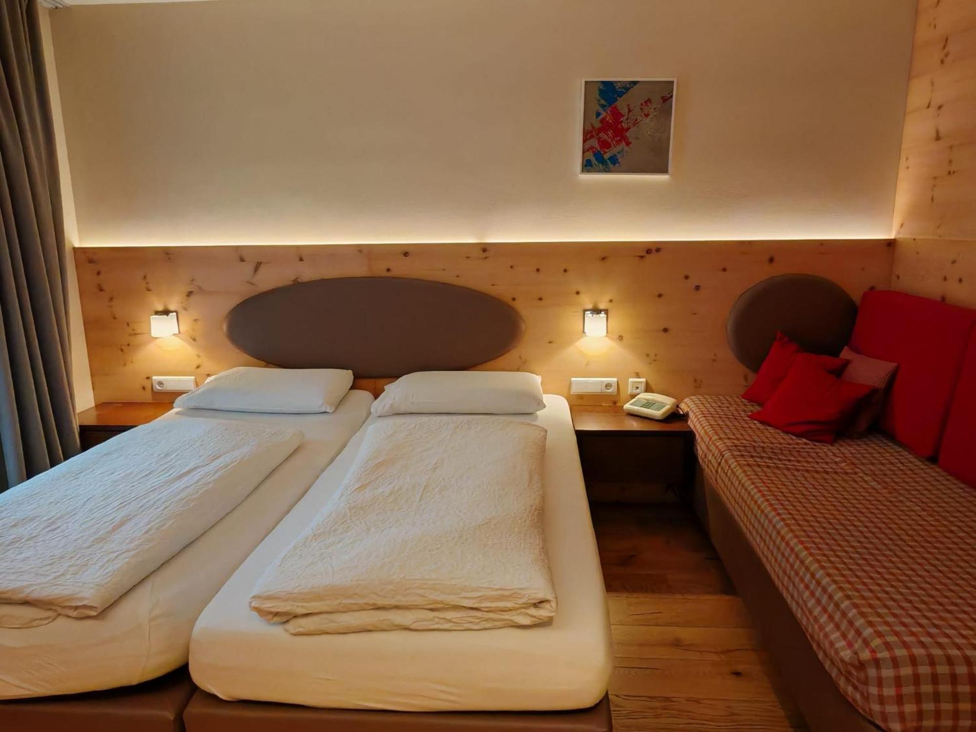 Hotel Alpenblick Sarentino Eksteriør billede