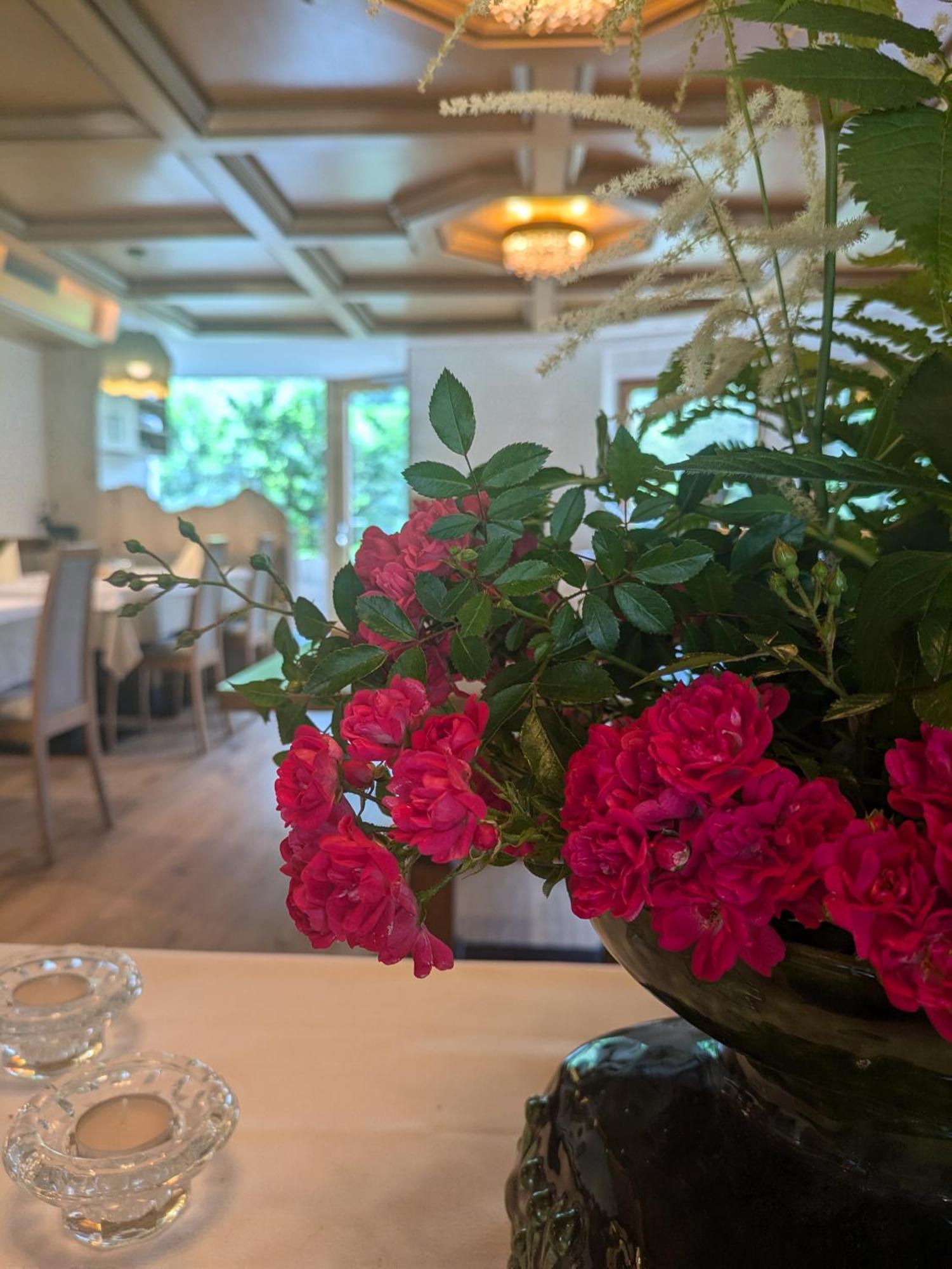 Hotel Alpenblick Sarentino Eksteriør billede