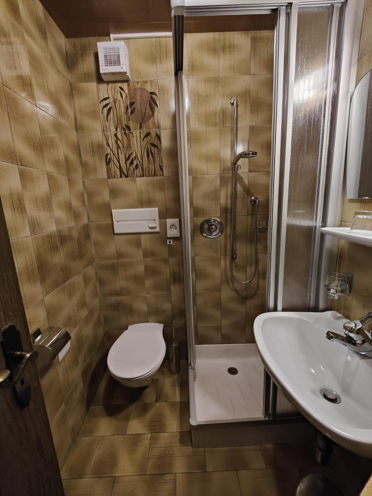 Hotel Alpenblick Sarentino Eksteriør billede