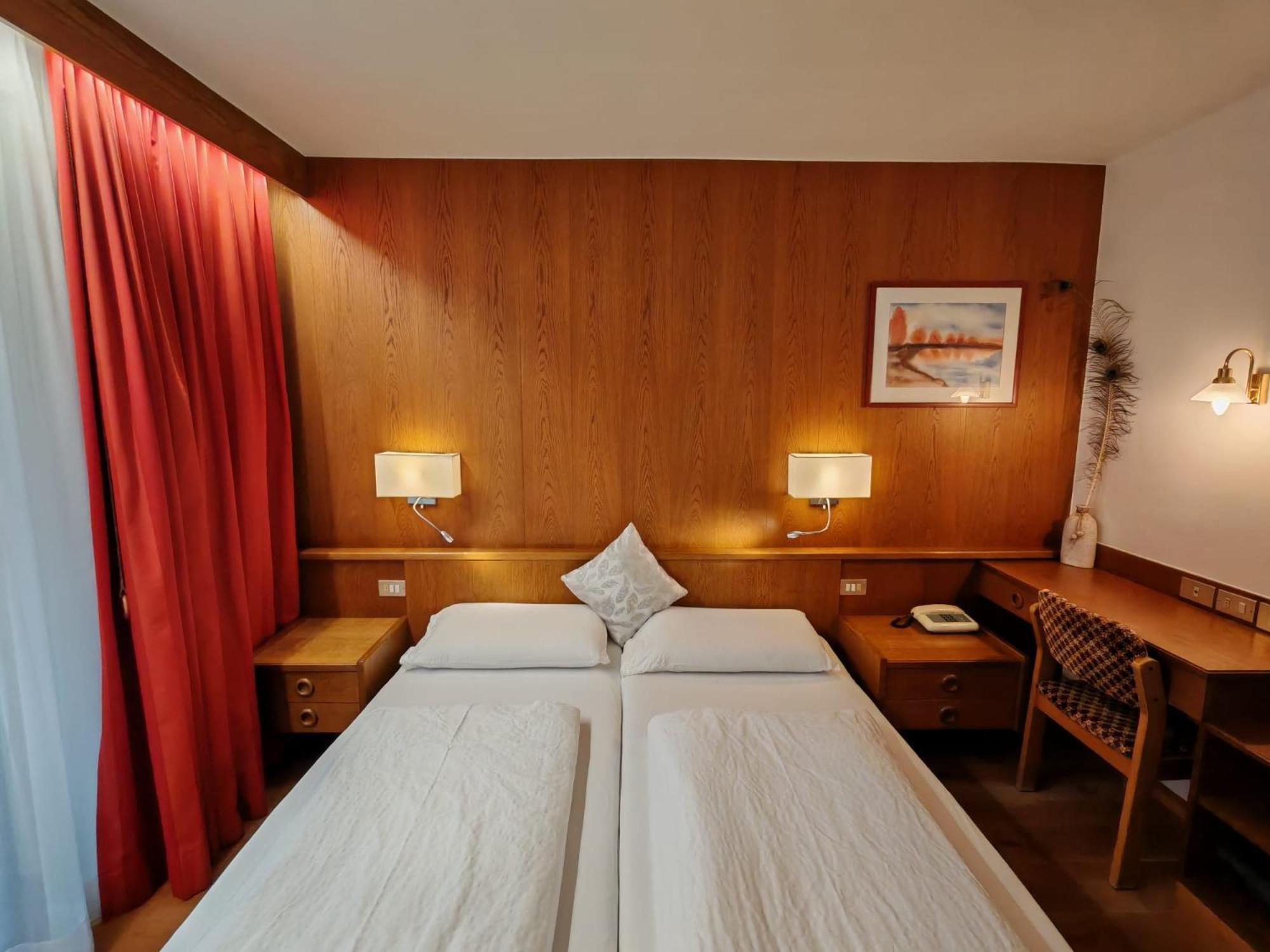 Hotel Alpenblick Sarentino Eksteriør billede