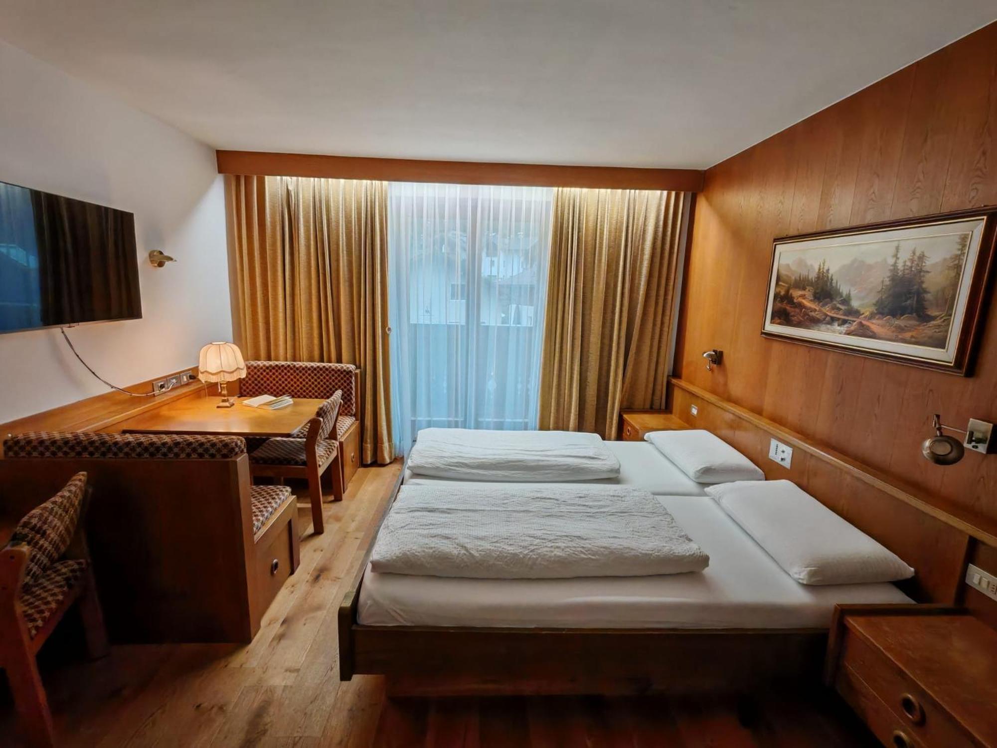 Hotel Alpenblick Sarentino Eksteriør billede
