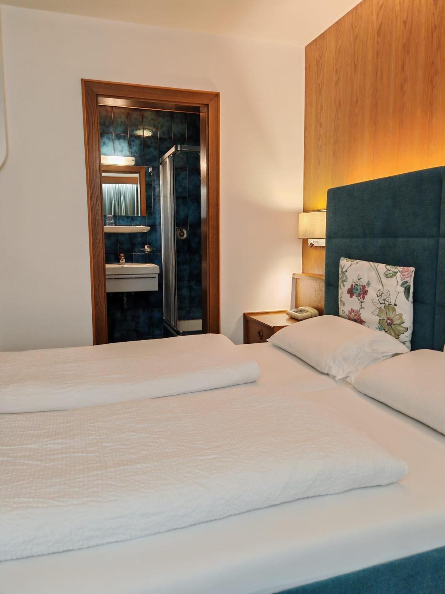 Hotel Alpenblick Sarentino Eksteriør billede